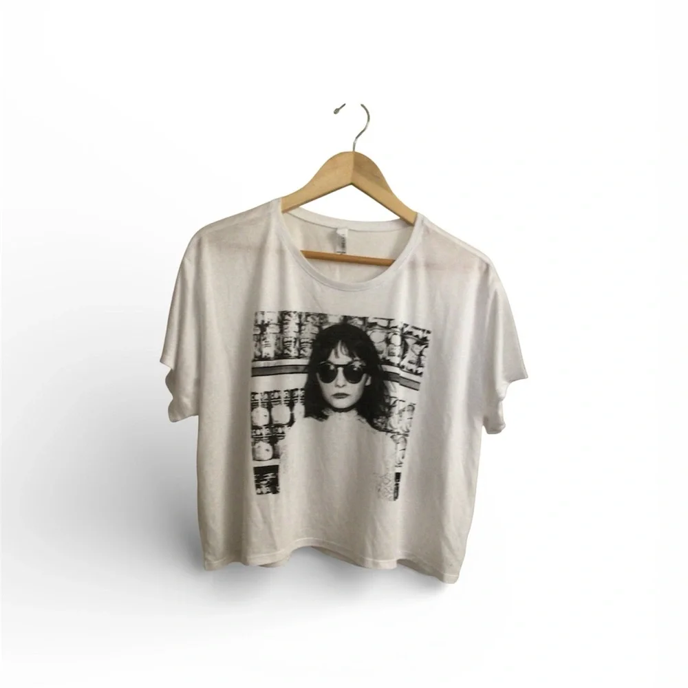 Graphic Crop Top Photo Art Black and White S-M - Picture 3 of 4